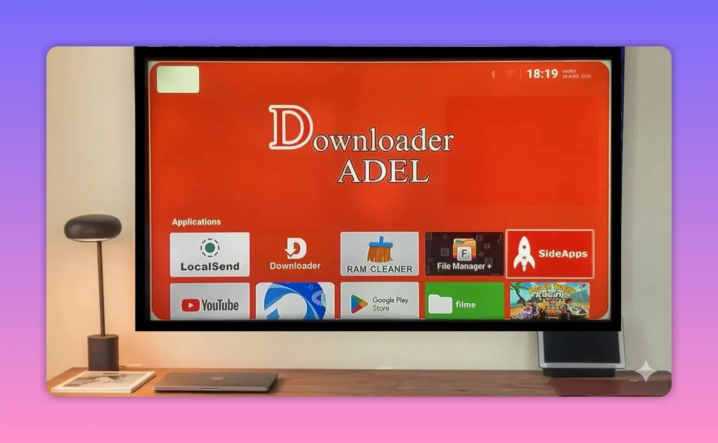 Downloader ADEl main screen displaying Downloader tile among other apps